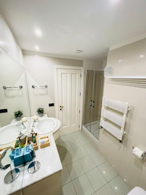 Re Gallo Luxury Apartment Plebiscito In Via Chiaia Neapol Exteriér fotografie