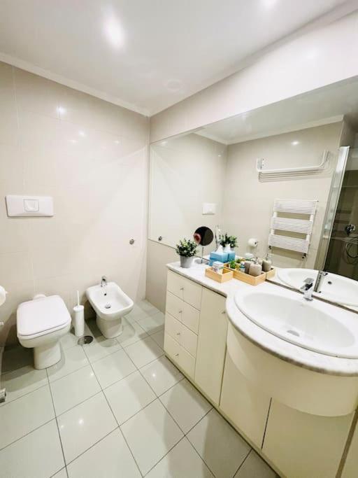 Re Gallo Luxury Apartment Plebiscito In Via Chiaia Neapol Exteriér fotografie
